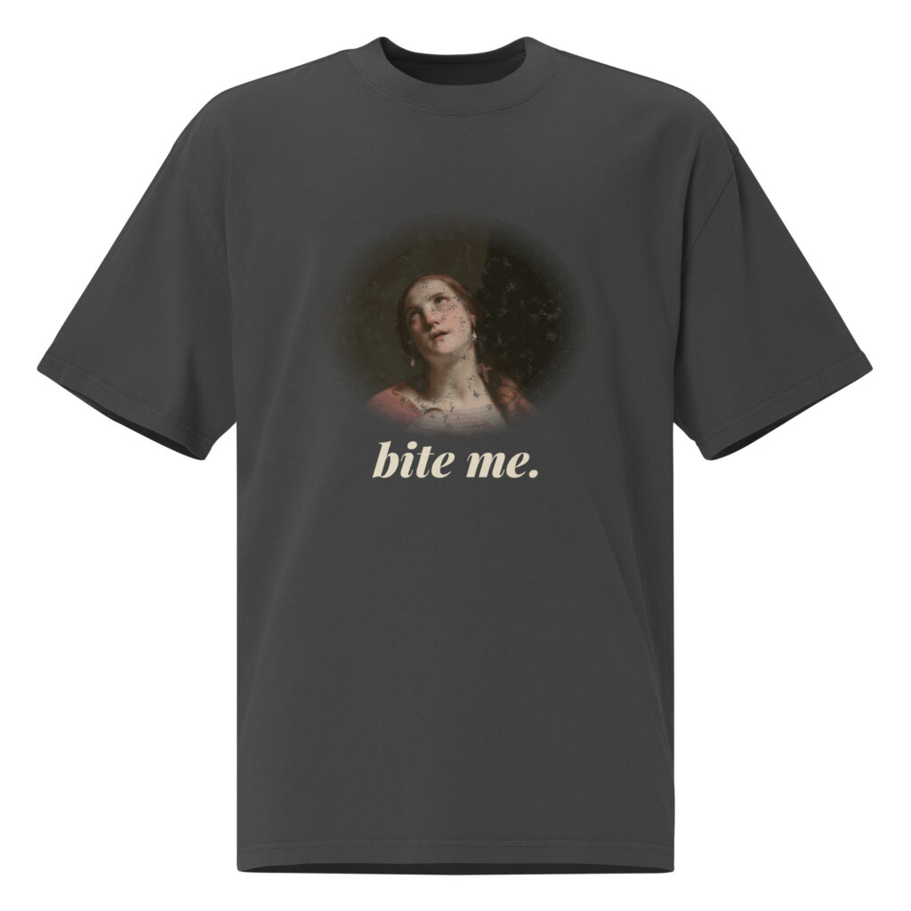 Bite Me Cleopatra Oversized Tee